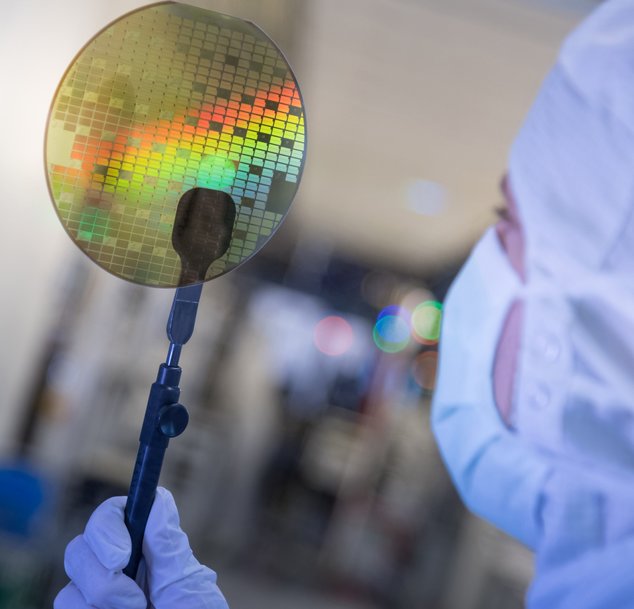 Using SiC to Improve Electric Powertrain Efficiency